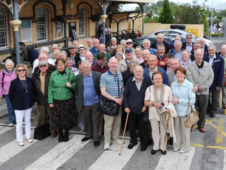 North visitors
go on a train 
tour of Cooley 