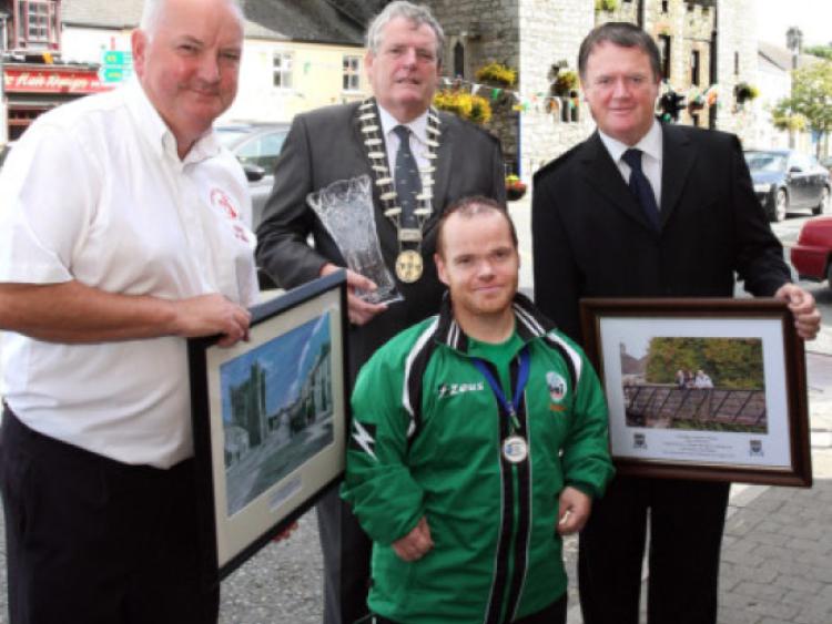 Gold medal winner
Thomas is honoured 