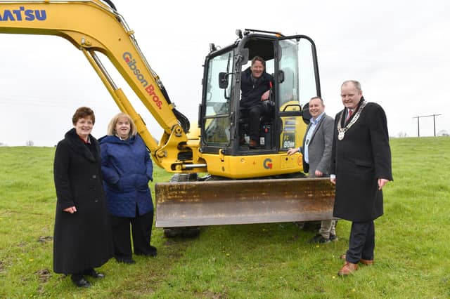 Catherine Duff, Director of Services LCC, Joan Martin, CE Louth County Council, Minister Darragh O’Brien, Cllr. Kevin Meenan, Cathaoirleach of Dundalk MD, and Cathaoirleach of LCC, Cllr. Conor Keelan