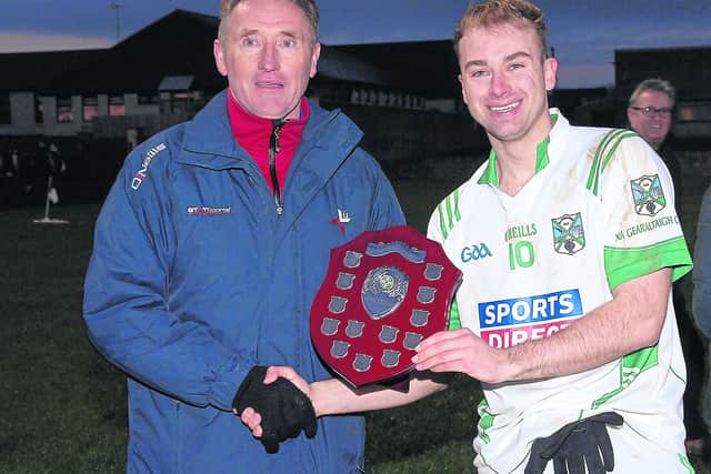 Having gone back in front through Gerard Hanlon, Cooley were left stunned when Brian Cafferty got the final touch to a long ball kicked into the square to put the Gers ahead by 1-7 to 0-8 heading into the final 10 minutes. Aodhan O’Hanlon and Enda O’Neill frees kept Cooley firmly in contention, but with Brian Cafferty continuing to stand up for the Gers cause, the home side still held that slender lead as the clock ticked down.