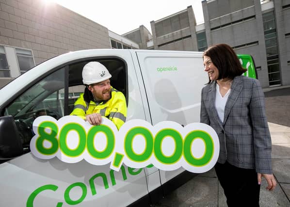 Eavann Murphy, Managing Director of open eir Wholesale and Colin Kennelly, open eir technician
