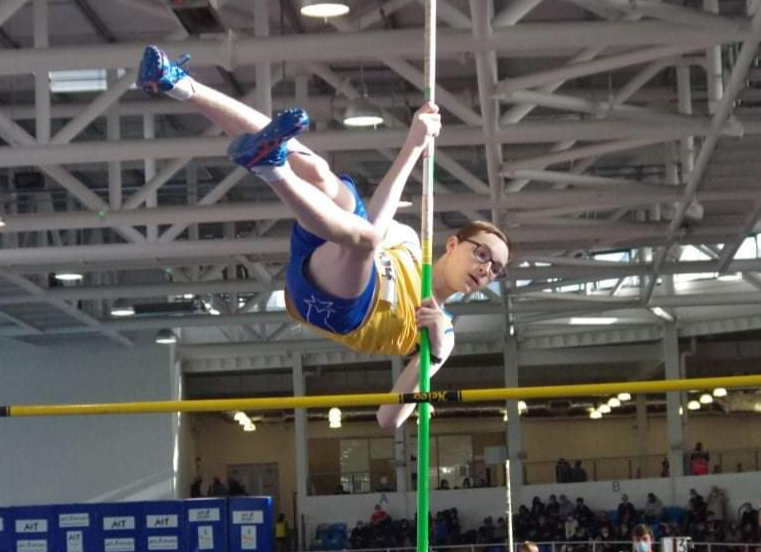 Jonathan Gibson leaping his way to victory for Blackrock in the U15 Pole Vault. (Pic: Perri Williams)