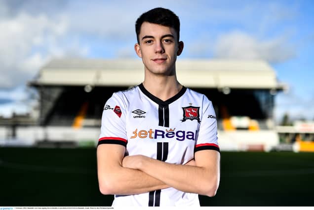 Dundalk's new loan signing Steven Bradley is unveiled at Oriel Park. ( Photo: Ben McShane/Sportsfile)