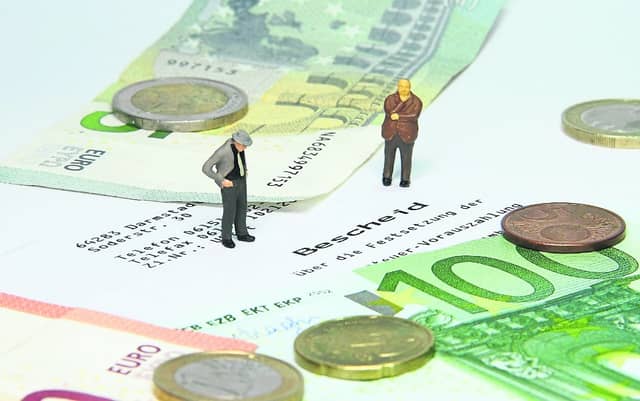 Under the new regime, about 53% of properties will see no change to their annual cost, about 33% or 640,000 homeowners will see an extra €90 per year and 3% will see a higher change