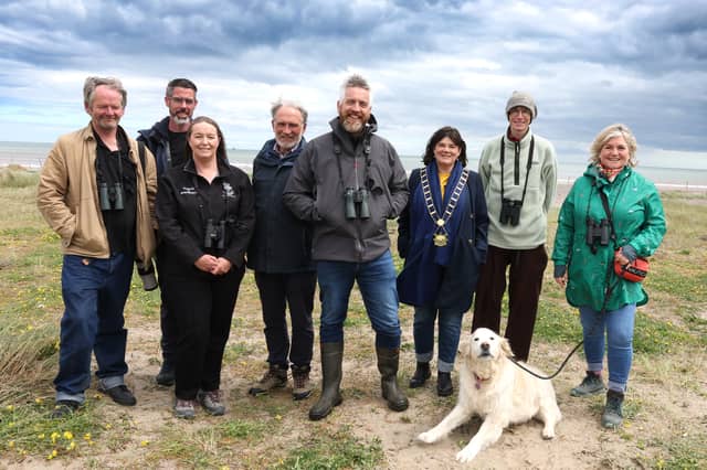 Wardens and volunteers from the Baltray Little Tern Conservancy Project pictured with John Loughran, NPWS; Helen Hanratty, Biodiversity Officer, Louth County Council; Minister of State for Nature, Biodiversity and Heritage, Christopher O’Sullivan TD; and Cllr Michelle Hall, Mayor of Drogheda at a recent visit to the Baltray Little Tern Conservancy Project in Drogheda.