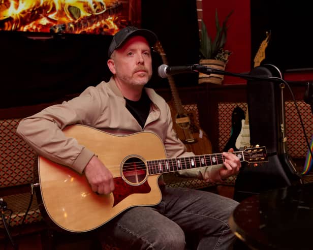 Rory Shaun will perform in Toales on Thursday night