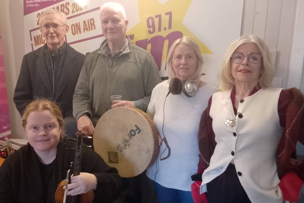 One highlight of the 2026 SnaG programme was a rendition of Trasna na dTonnta with poetry reader Yvonne Bagnall​