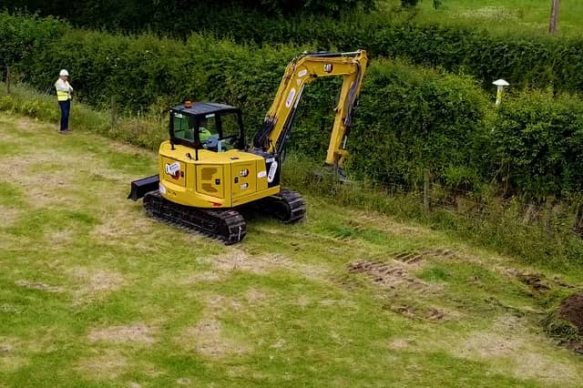 Ditch clearing by a gas marker