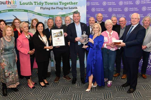 Representatives from Dromiskin Tidy Towns who were overall winners in Louth Looking Good 2026 receive their award from Naomi O'Donohoe, North East Credit Union, David Conway, Chief Executive of LCC and Dolores Minogue, Cathaoirleach LCC