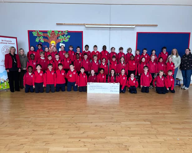 St Francis NS Pupils Raise over €4,500 for Dundalk Simon Community with Sponsored Sleepout