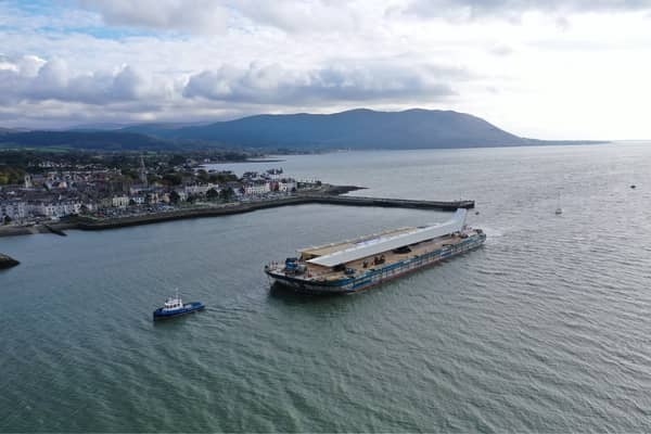Narrow Water Bridge  arrival in Carlingford Lough 