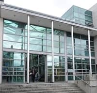 ​Convicted murderer jailed for assault and robbery in Louth