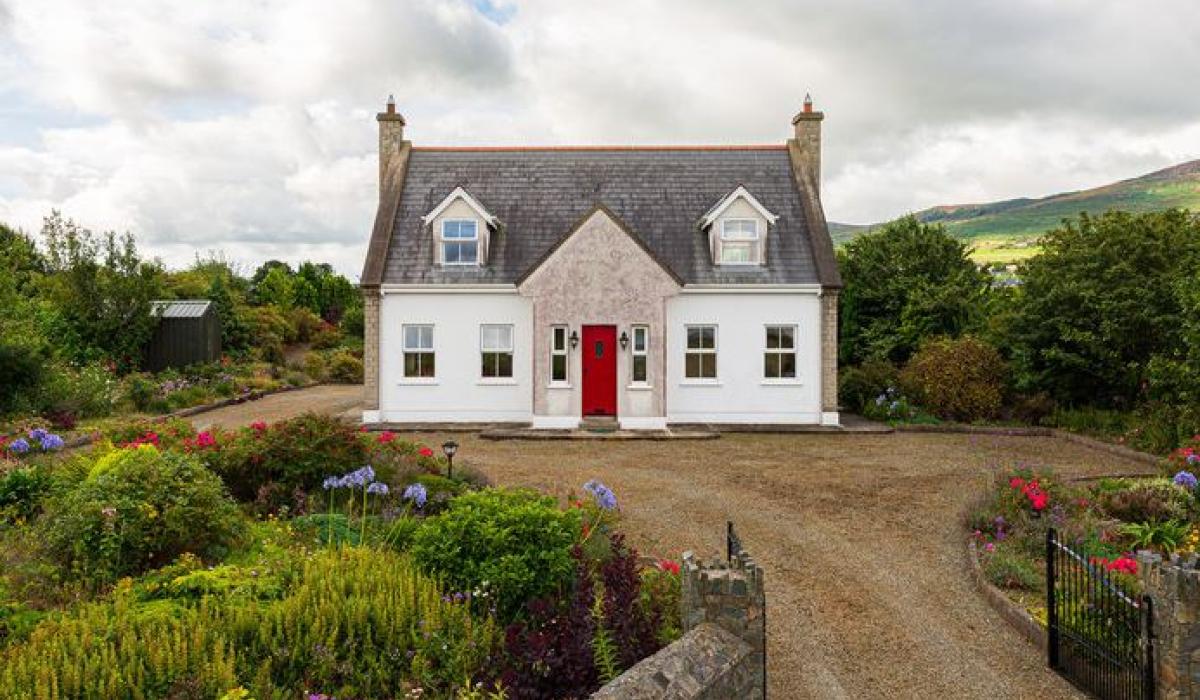 PHOTOS 'Picture perfect' home in Carlingford with stunning views