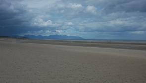Swimming restrictions imposed on Louth beach