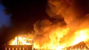 Garda&iacute; launch investigation after huge fire in Louth overnight