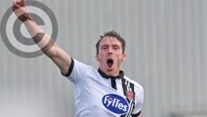Former Dundalk FC striker David McMillan wins penalty, but goes off injured on St. Johnstone debut 
