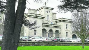 Shopkeeper assaulted by suspected thief on Quay Street 