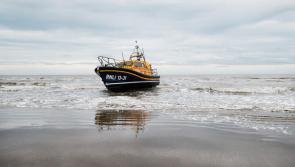 Clogherhead RNLI rescues two sailors after 30ft yacht breaks down