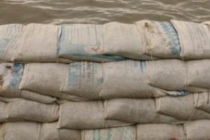 Louth residents urged to prepare for flooding as sandbags distributed ahead of high tides