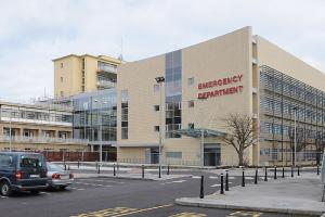 Louth's cancer resources 'outdated' - Ó Murchú