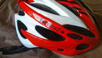 'Lucky escape' for Cooley cyclist after cable across road strikes face