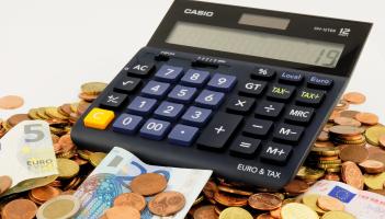 Village in Louth to benefit as CL&Aacute;R programme expands