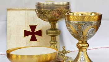 Louth churches cancel and change mass times after death of priest's brother