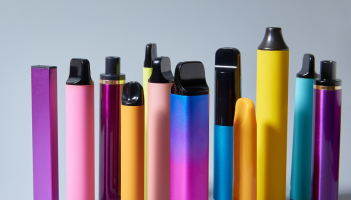 Vape shops in Louth have created a 'generation of young addicts' as Cllrs call for crackdown