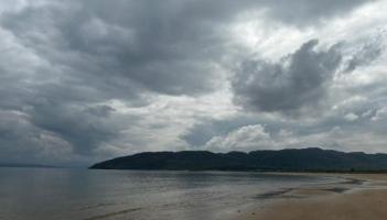 Louth Weather: Cloudy and wet start with further outbreaks of rain