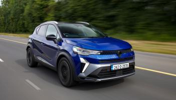 LOUTH MOTORING: The Renault Captur - where style meets sense