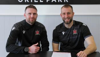 Dundalk reinforce key positions with Kearns and Mullen deals