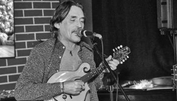 Fireside Sessions continue in Toale's