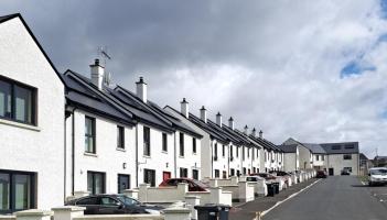 Dundalk councillor says Govt's 'Rent Hike Bill' will throw renters "to the wolves"