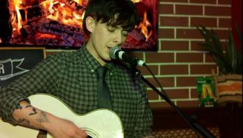 Plenty of live music and comedy in Dundalk's Toales this week