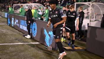 Early six-pointer awaits Dundalk FC at Eamonn Deacy Park