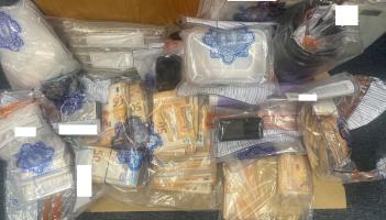Garda&iacute; seize drugs and &euro;80,000 in cash as house in Louth searched