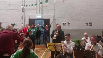 WATCH: Kate O' Connor gets a hero's welcome at her homecoming in Dundalk