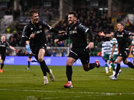 Ten-man Dundalk FC rescue dramatic draw against Shamrock Rovers