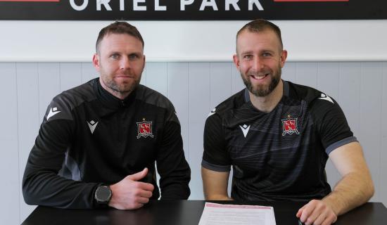 Dundalk reinforce key positions with Kearns and Mullen deals
