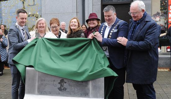 Dundalk honours songwriting legend Liam Reilly with memorial bench