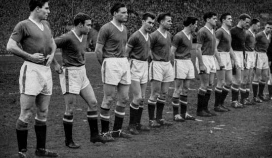 United carried on after Munich crash with a much-changed side