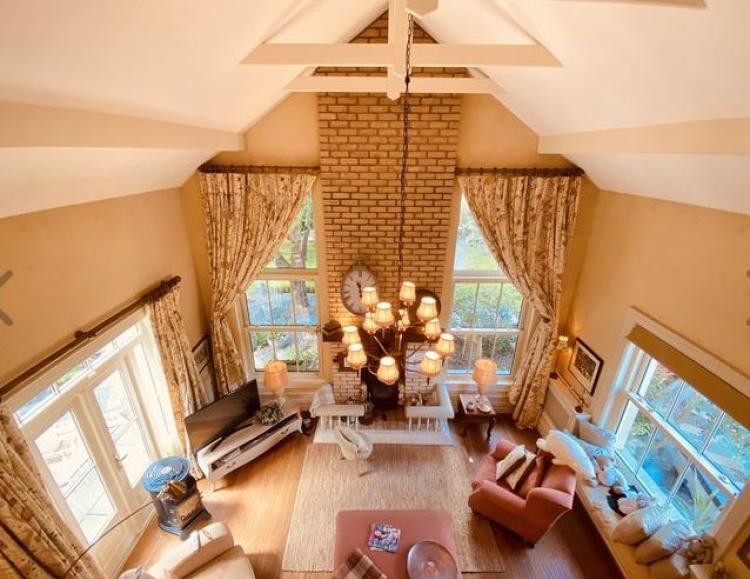 PHOTOS Stunning Dundalk home offers pure luxury and class throughout