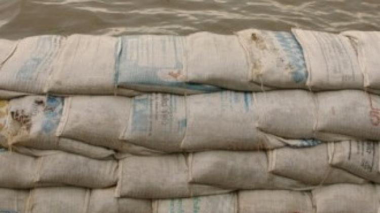Louth residents urged to prepare for flooding as sandbags distributed ahead of high tides
