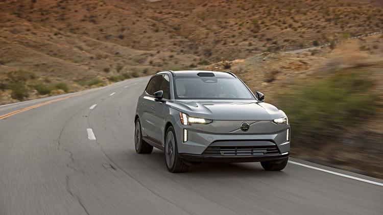 Louth Motoring: The cool EX90 Scandinavian SUV is zen on wheels