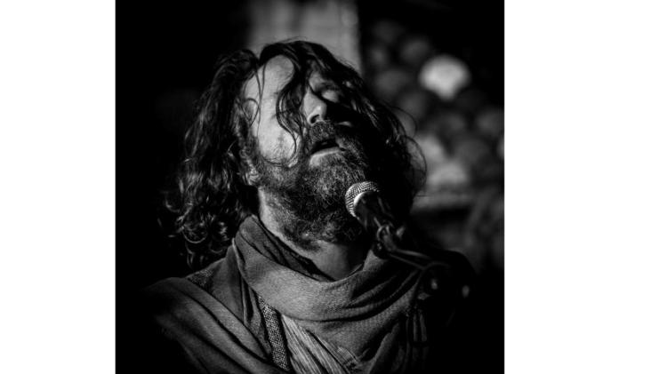 Hot House Flowers frontman Liam &Oacute; Maonla&iacute; coming to Dundalk Gaol