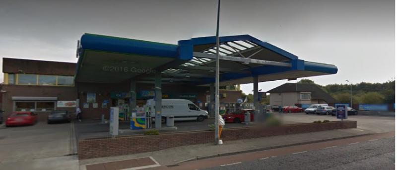 Dad lands BIG lotto win after buying ticket in Dundalk