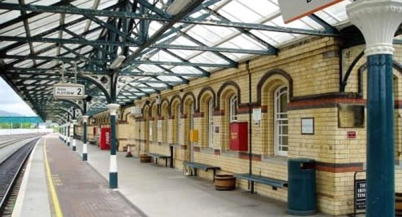 Louth's rail services need to be reviewed, says Breathnach