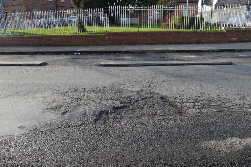 Local councillor demands to know who is monitoring ongoing Dundalk roadworks