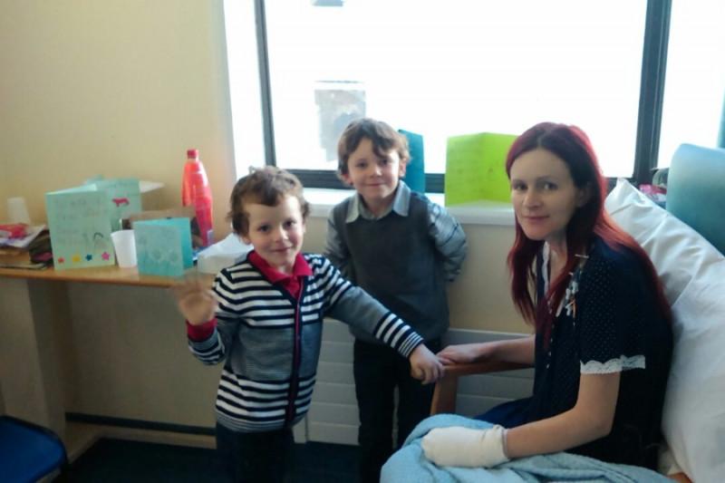 Dundalk woman wants your help after horror illness claimed her hand