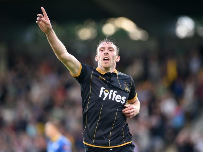 Dundalk secure victory on Shannonside